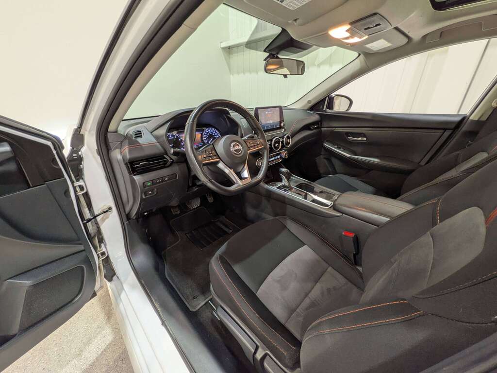 Nissan Sentra 2024