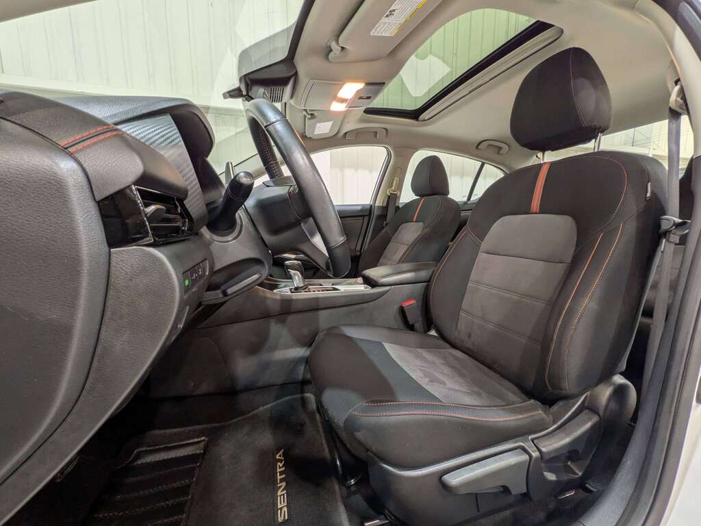 Nissan Sentra 2024