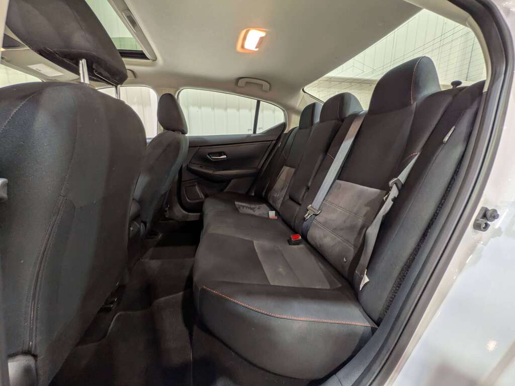Nissan Sentra 2024