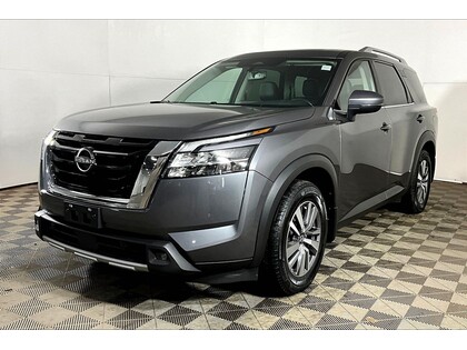 used 2022 Nissan Pathfinder car, priced at $30,998