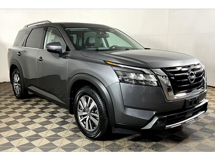 used 2022 Nissan Pathfinder car, priced at $30,998