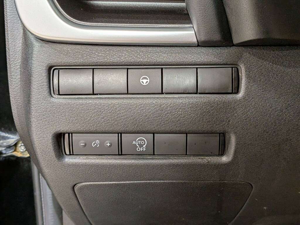 Nissan Rogue 2023