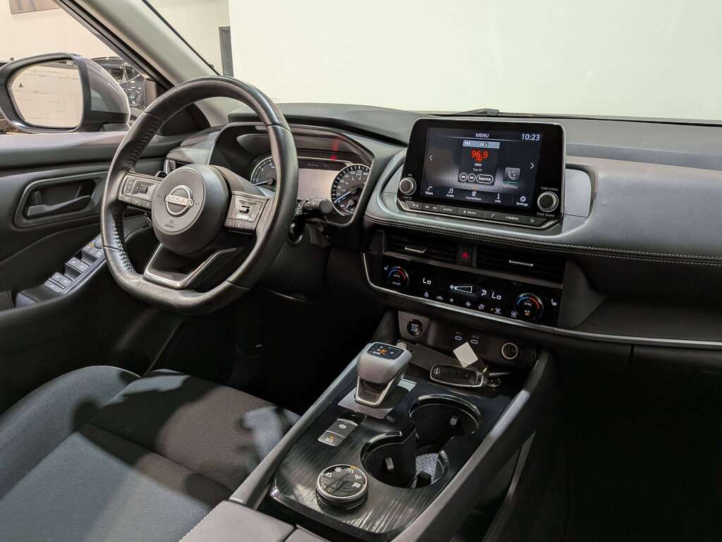 Nissan Rogue 2024