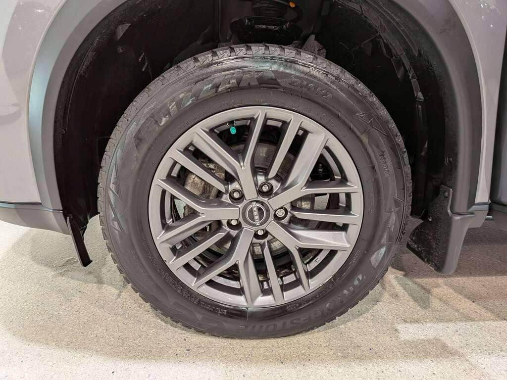 Nissan Rogue 2024