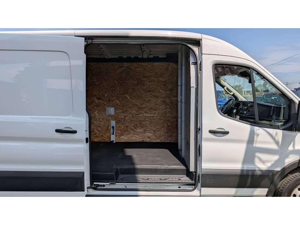 Ford Transit Cargo Van 2022