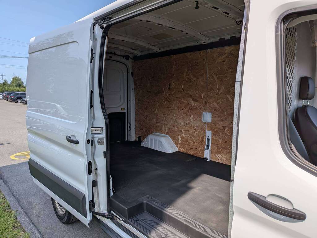 Ford Transit Cargo Van 2022