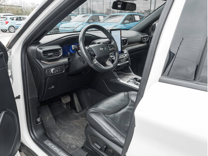 used 2022 Ford Explorer car, priced at $34,995