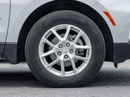 used 2022 Chevrolet Equinox car, priced at $23,495