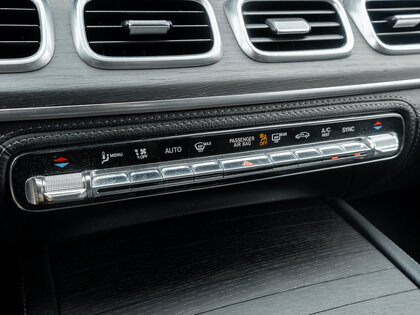 used 2020 Mercedes-Benz GLE car, priced at $45,995