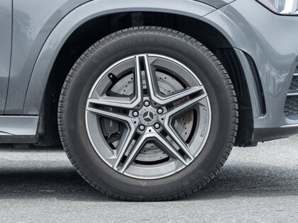 used 2020 Mercedes-Benz GLE car, priced at $45,995