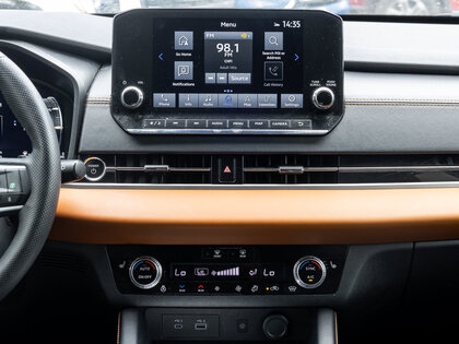 used 2025 Mitsubishi Outlander PHEV car, priced at $45,495