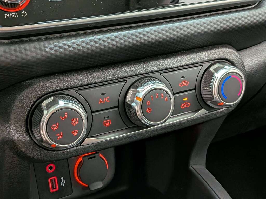 Nissan NissanKicks 2024