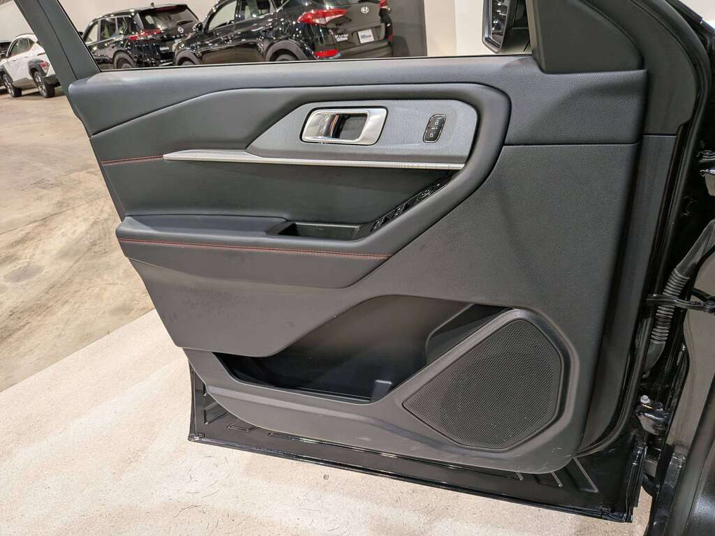 Ford Explorer 2025