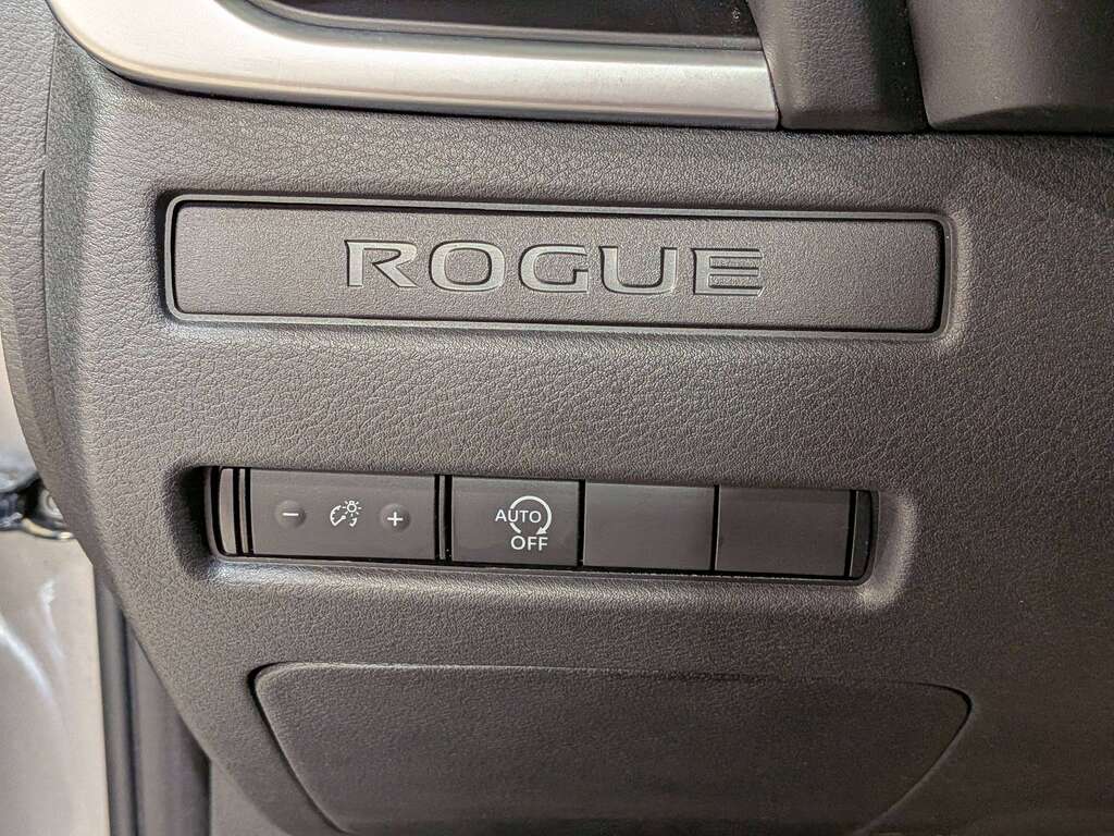 Nissan Rogue 2024