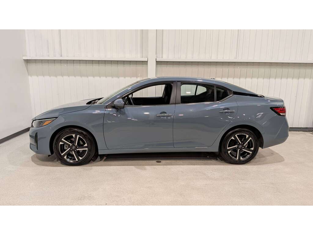 Nissan Sentra 2024