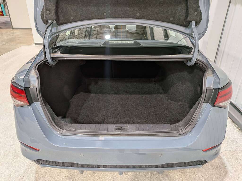 Nissan Sentra 2024