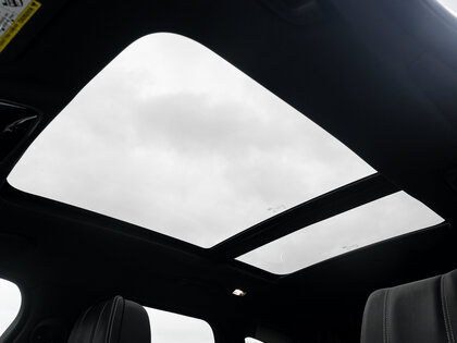 used 2020 Land Rover Range Rover Velar car, priced at $38,495