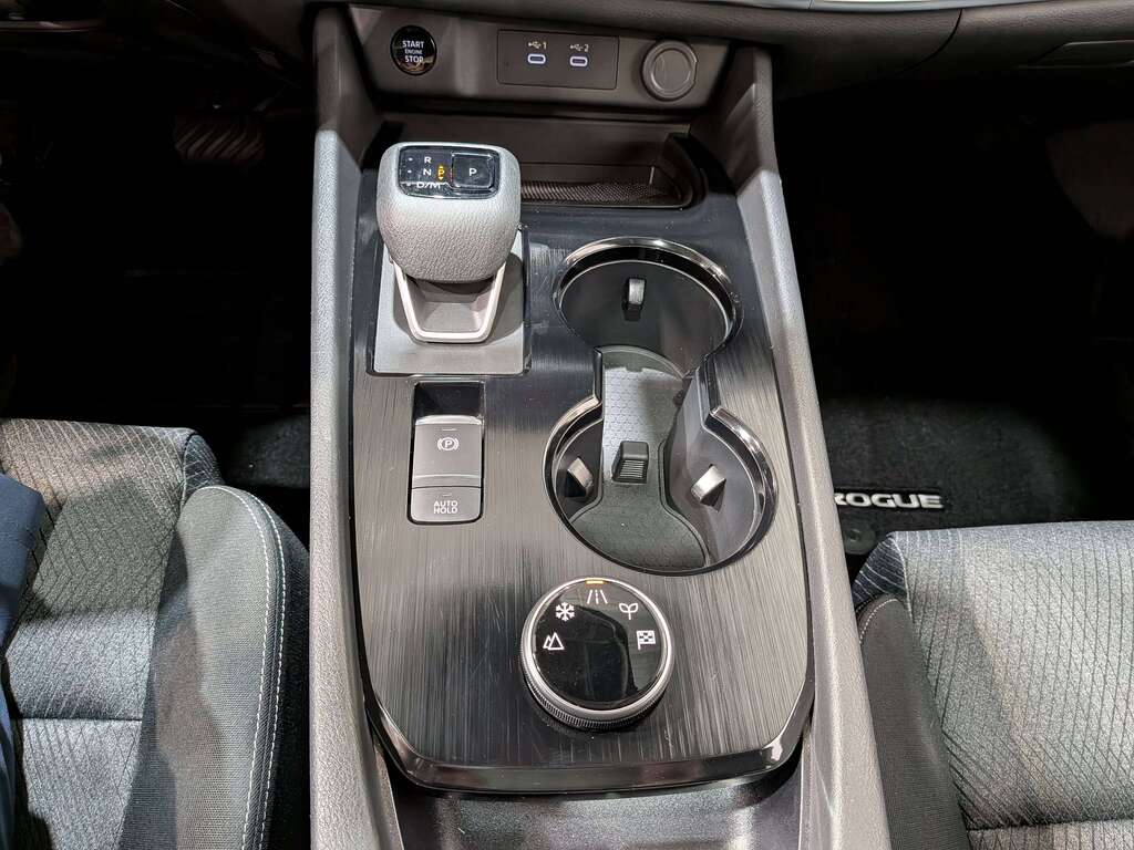 Nissan Rogue 2024