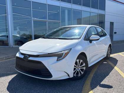 used 2025 Toyota Corolla car, priced at $31,995