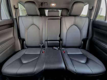 used 2025 Toyota Highlander car, priced at $50,995
