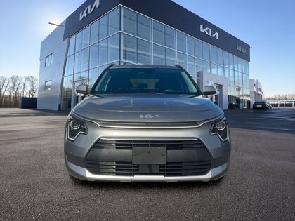used 2023 Kia Niro PHEV car, priced at $28,999