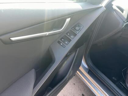 used 2023 Kia Niro PHEV car, priced at $28,999