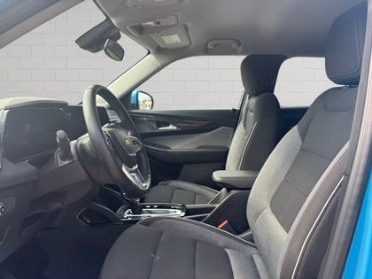 used 2025 Chevrolet TrailBlazer car, priced at $29,350