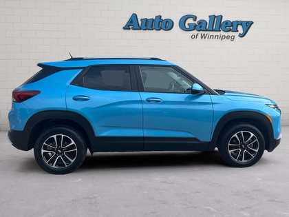 used 2025 Chevrolet TrailBlazer car, priced at $29,350
