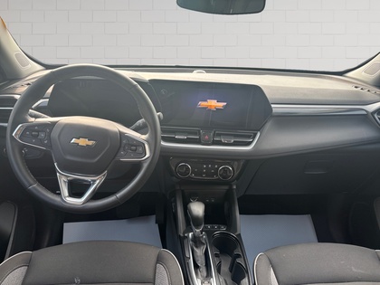 used 2025 Chevrolet TrailBlazer car, priced at $29,350