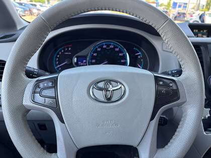used 2014 Toyota Sienna car