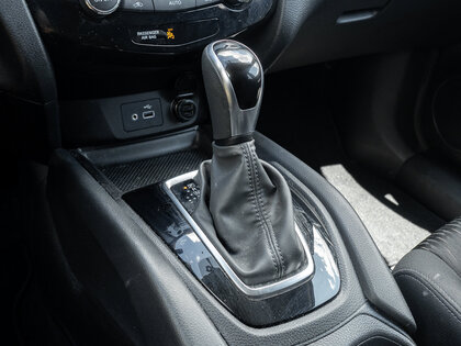 used 2020 Nissan Rogue car, priced at $17,995