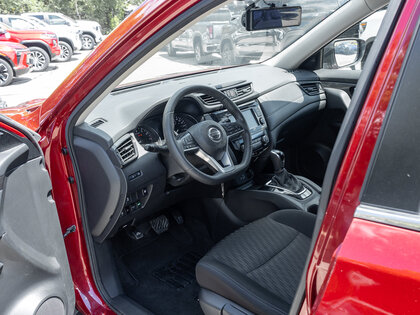 used 2020 Nissan Rogue car, priced at $17,995