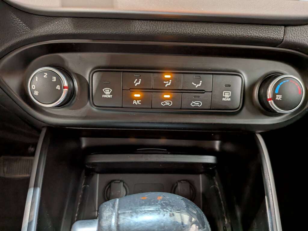 Kia Rondo 2017