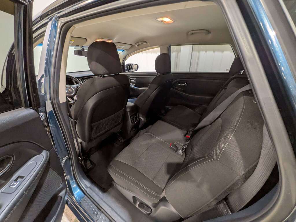 Kia Rondo 2017