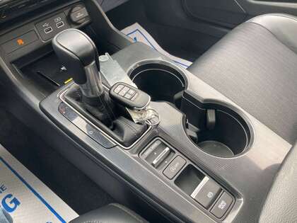 used 2022 Honda Civic Sedan car, priced at $28,900