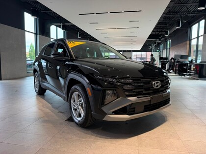 Black 2026 Hyundai Tucson SUV / Crossover 8-Speed Automatic