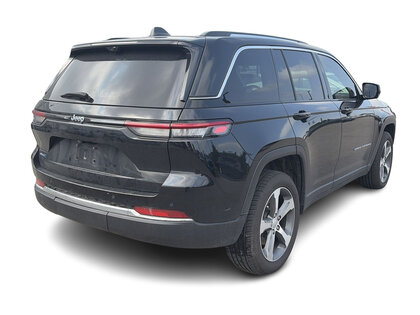 used 2022 Jeep Grand Cherokee car, priced at $37,995