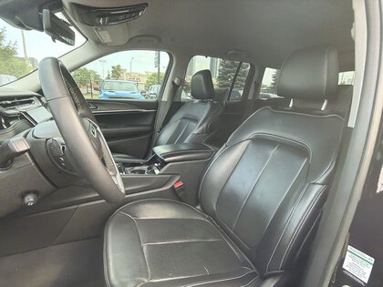used 2022 Jeep Grand Cherokee car, priced at $37,995