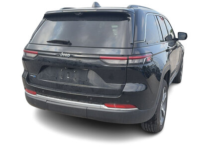 used 2022 Jeep Grand Cherokee car, priced at $37,995