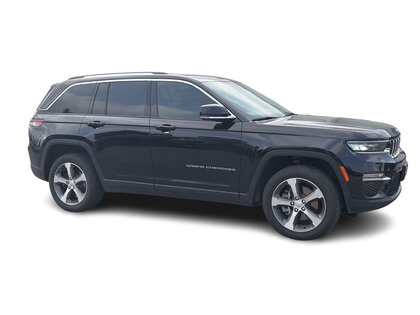 used 2022 Jeep Grand Cherokee car, priced at $37,995