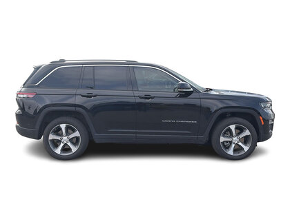 used 2022 Jeep Grand Cherokee car, priced at $37,995