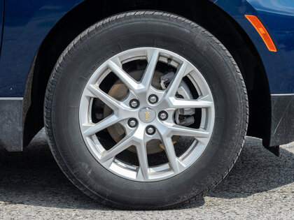 used 2022 Chevrolet Equinox car, priced at $23,295