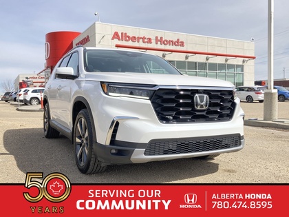 used 2025 Honda Pilot car, priced at $59,900