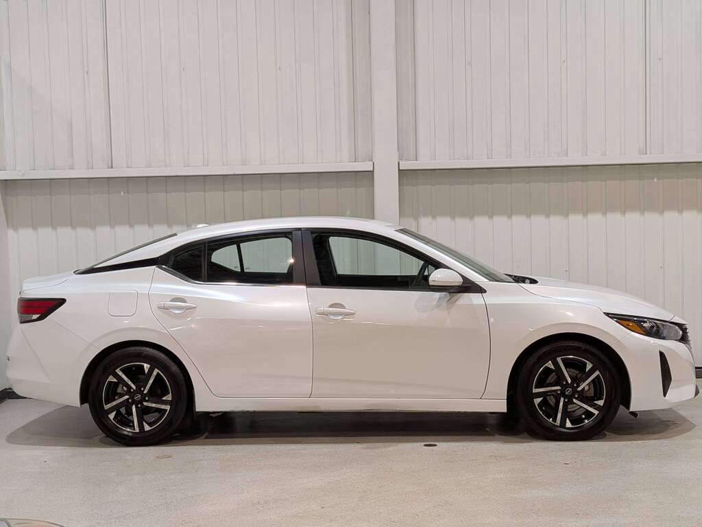 Nissan Sentra 2024