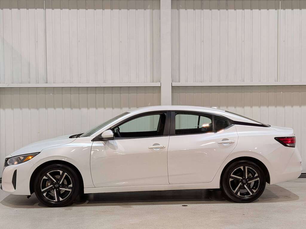 Nissan Sentra 2024
