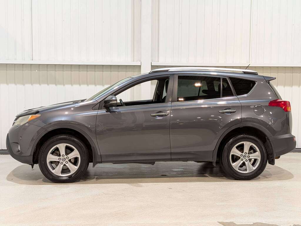 Toyota RAV4 2015