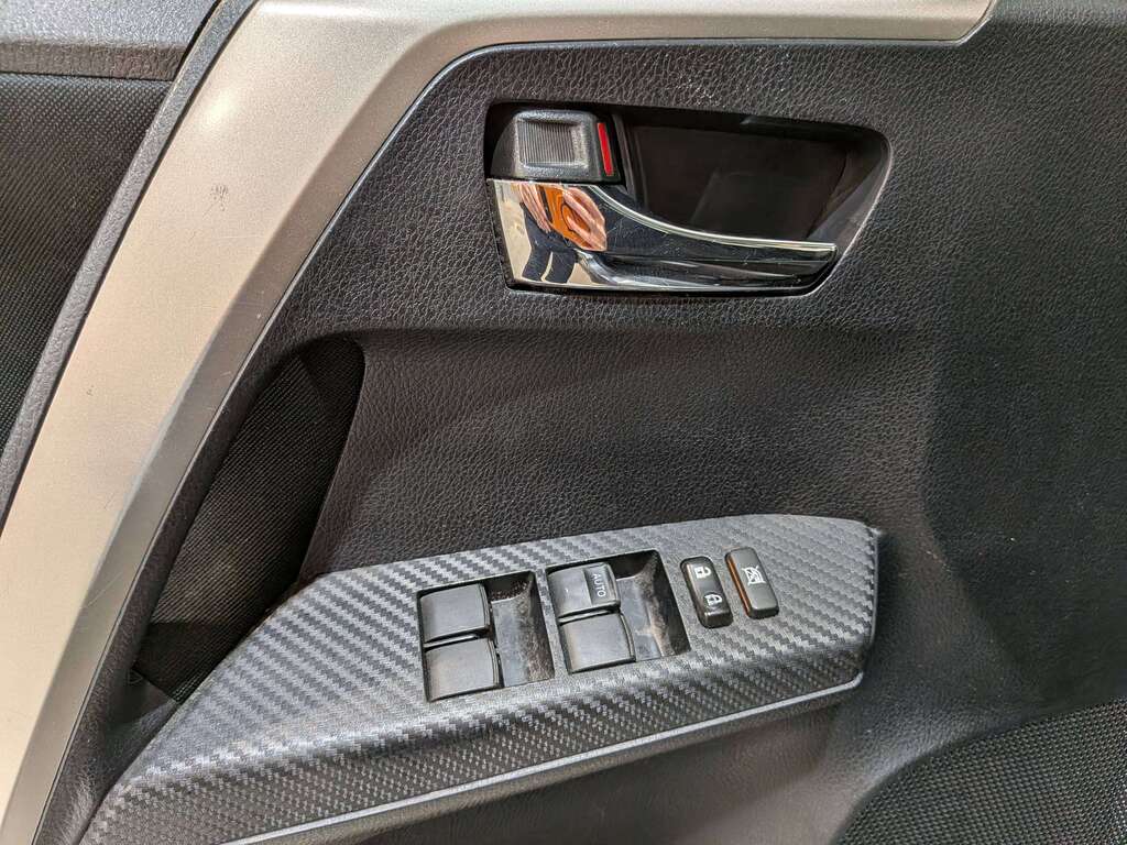 Toyota RAV4 2015