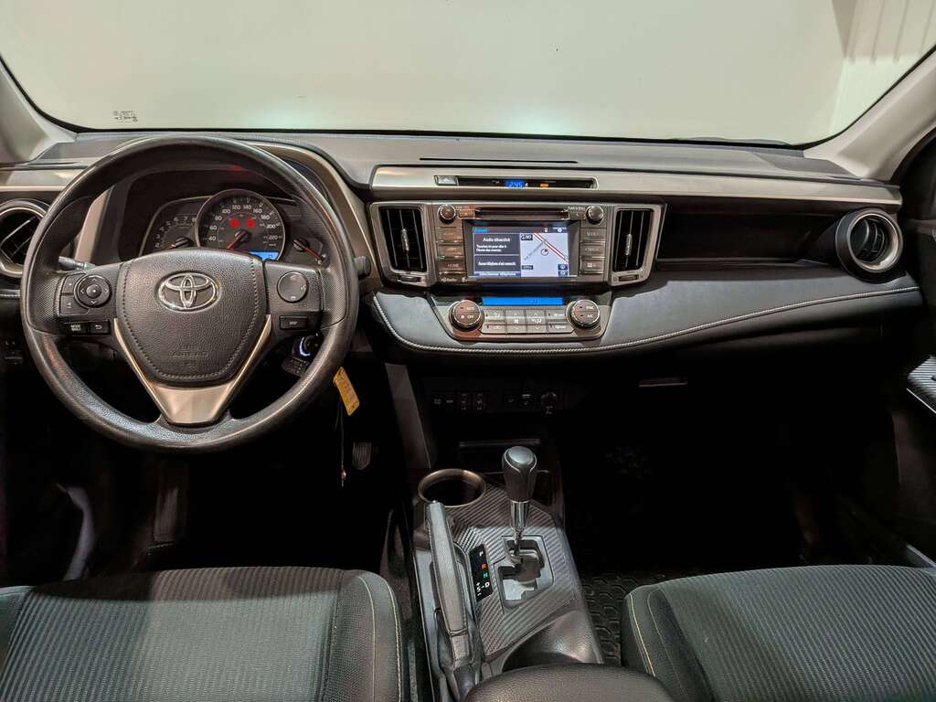 Toyota RAV4 2015
