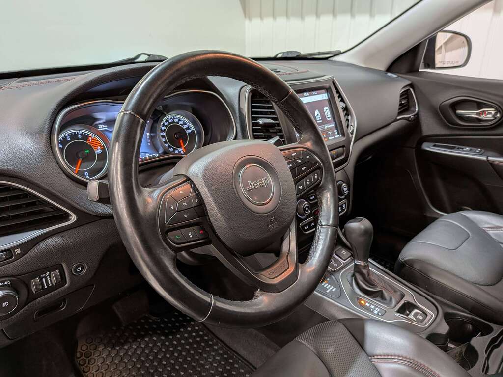 Jeep Cherokee 2021
