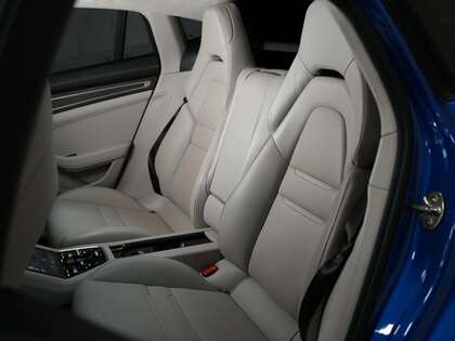 used 2017 Porsche Panamera car